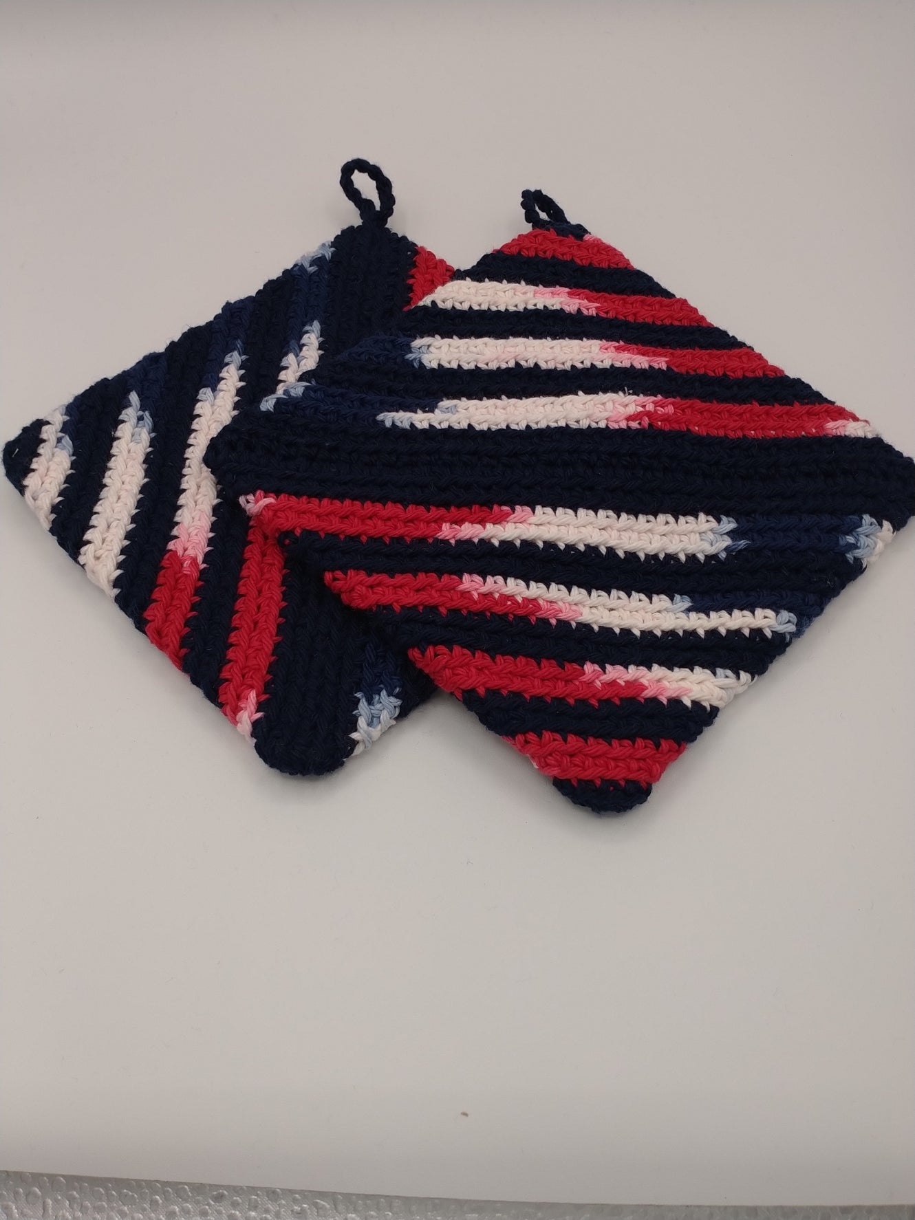 POT HOLDERS