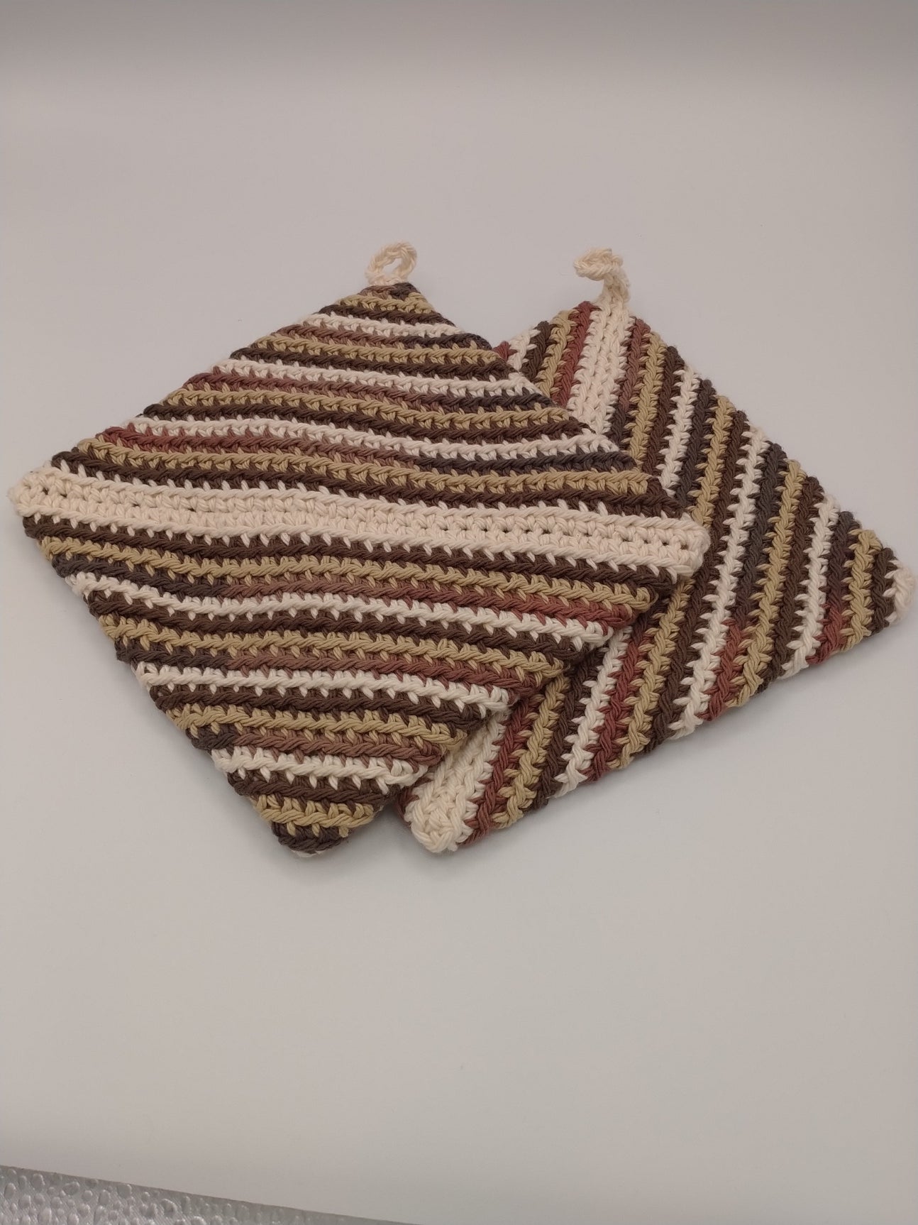 POT HOLDERS
