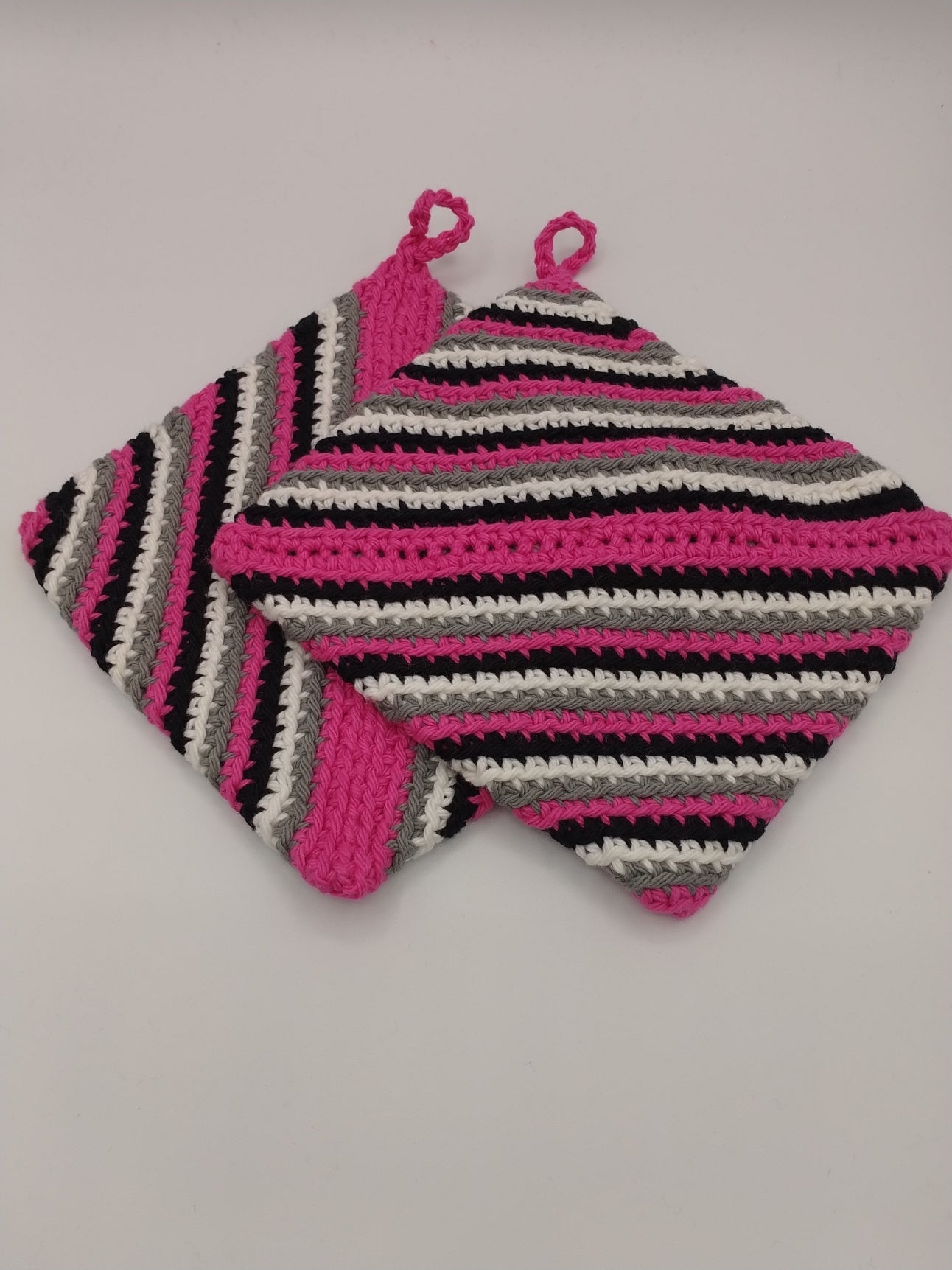 POT HOLDERS