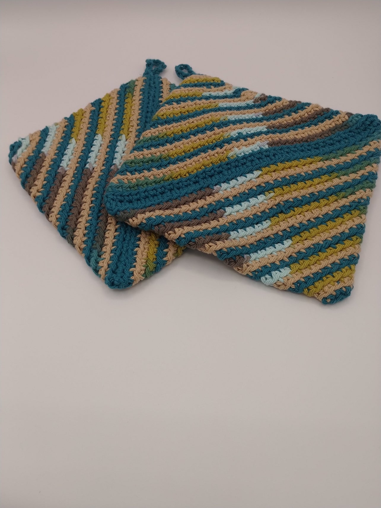 POT HOLDERS