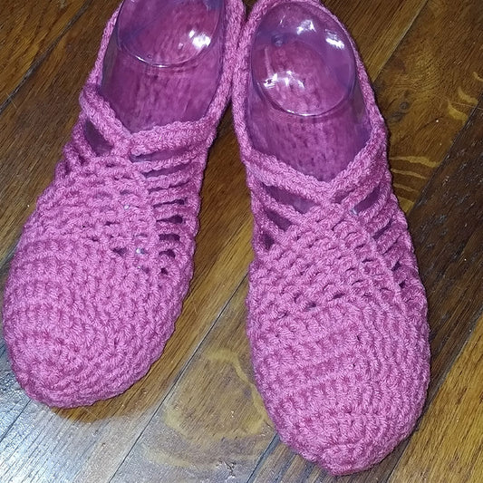 CROCHETED BALLERINA SLIPPERS